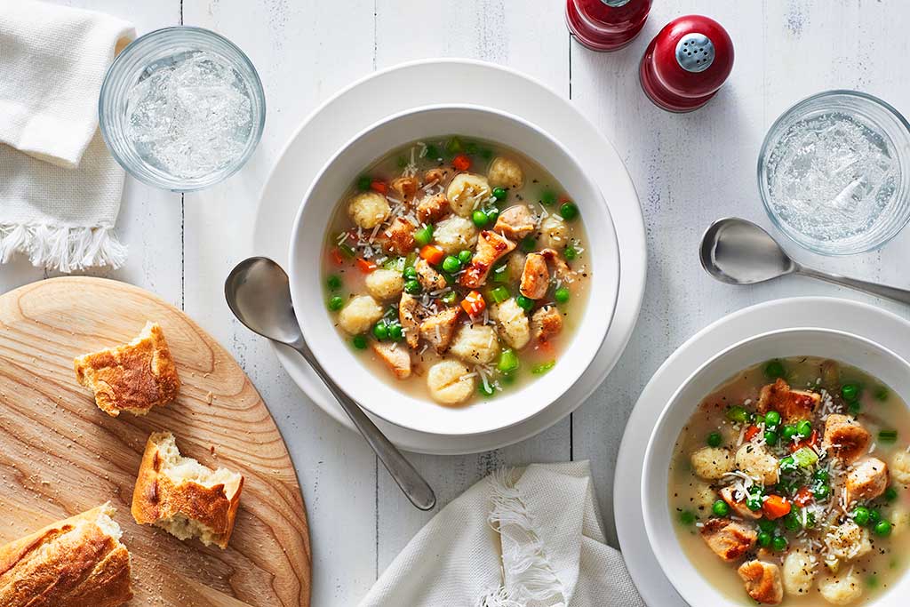 Soupe facile au poulet et aux gnocchis