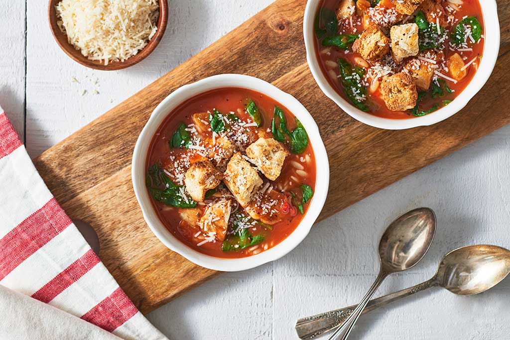 Soupe florentine aux tomates et au poulet