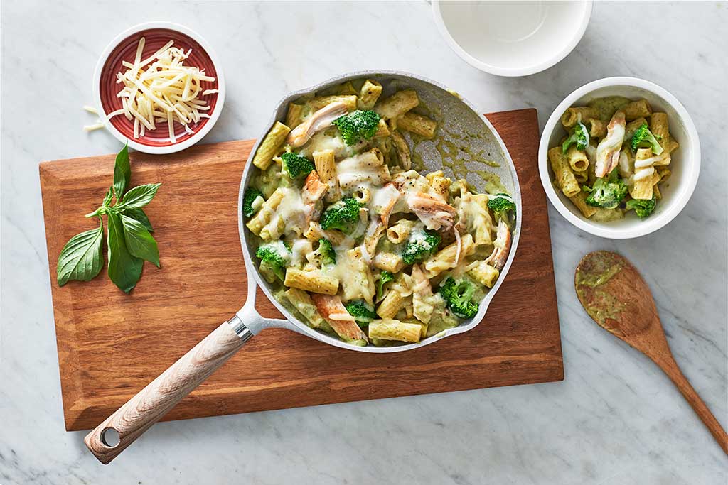 Zitis au chou-fleur et au pesto