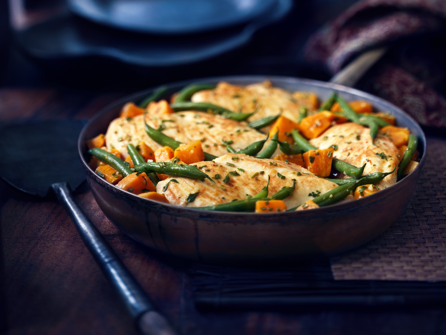 Poulet doré et légumes d'automne