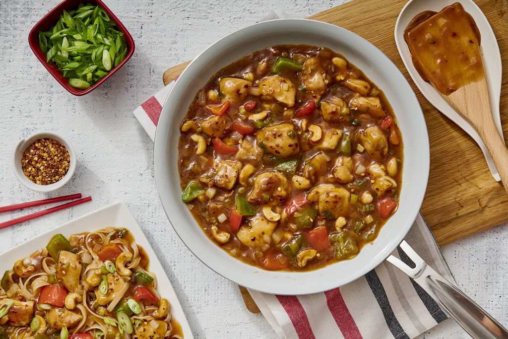 Sauté de poulet aux noix de cajou