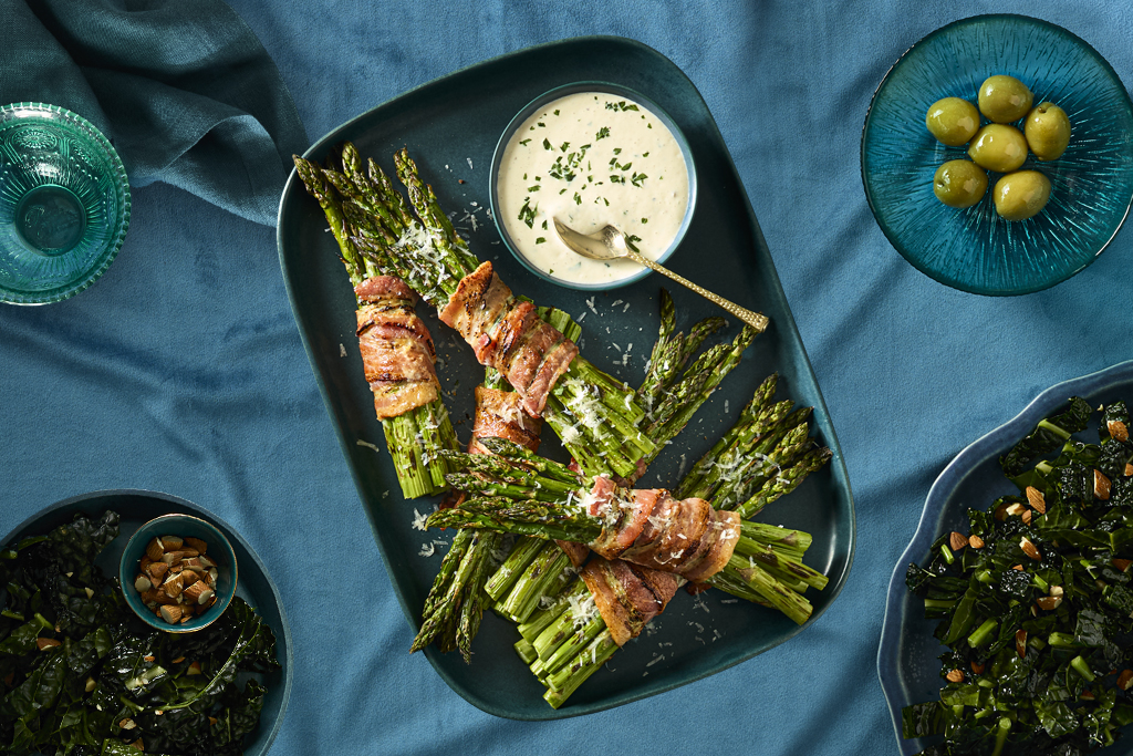 Bacon-Asparagus Bundles with Dijon Cream Sauce