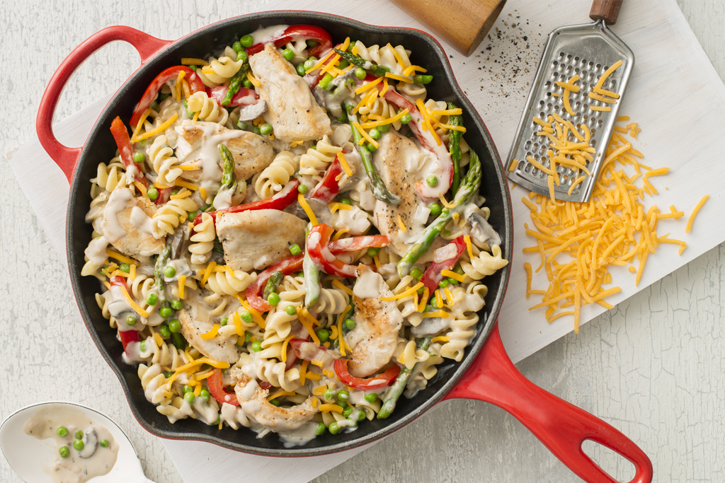 Pâtes au poulet à l’italienne dans une sauce crémeuse