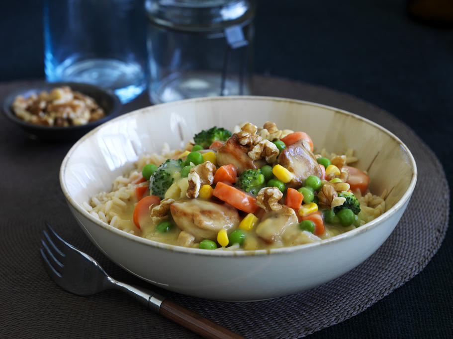 Poulet  au miel avec noix de Grenoble à la dijonnaise