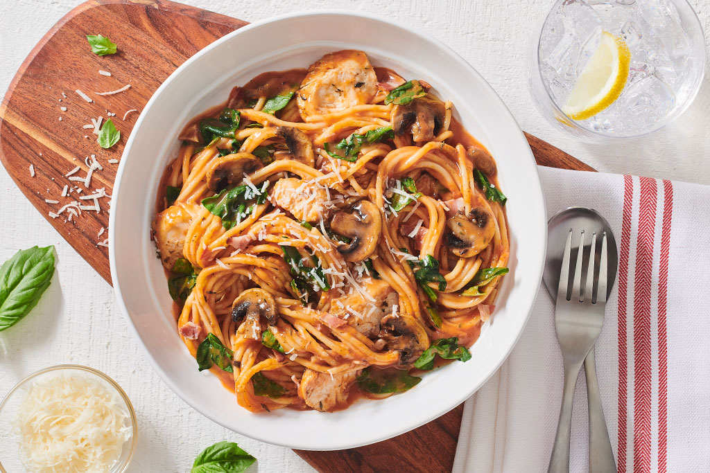 Spaghetti crémeux aux épinards et au poulet