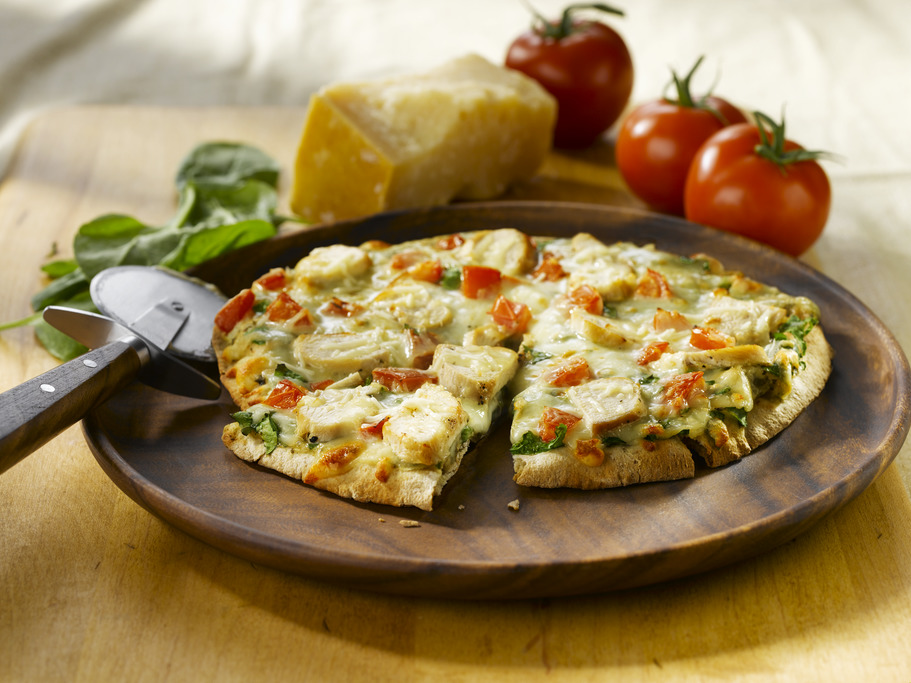 Chicken and Spinach Pita Pizzas