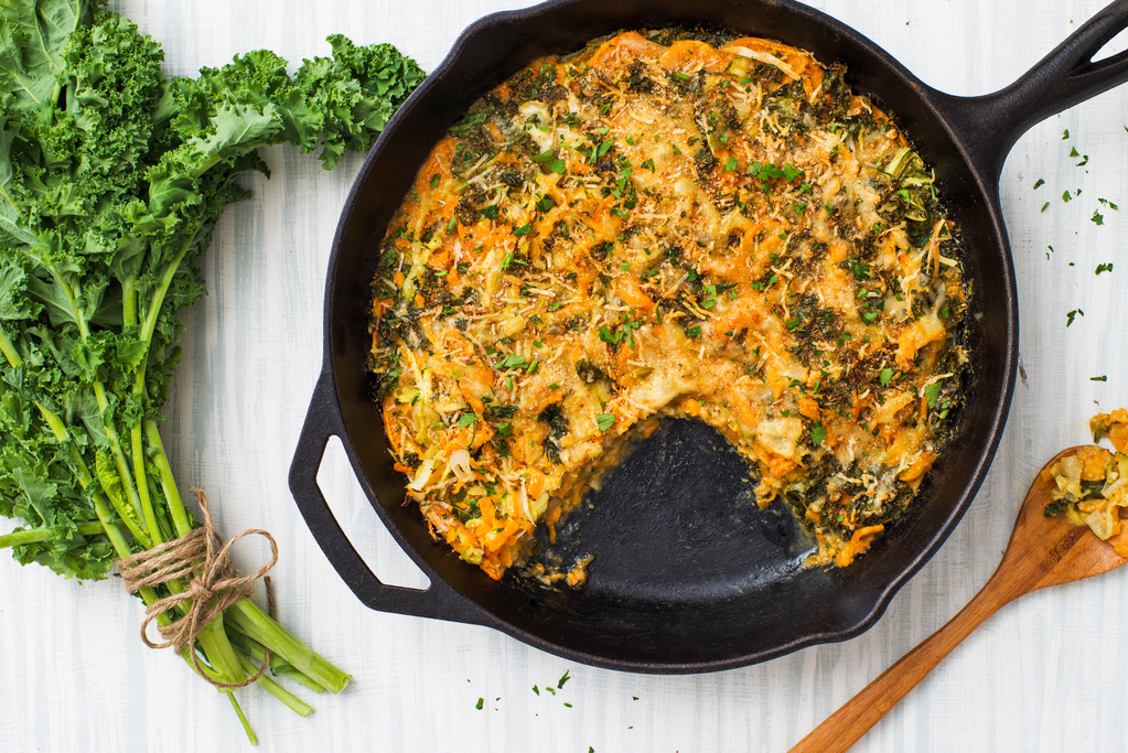 Gratin de poulet, chou frisé et patate douce à la poêle