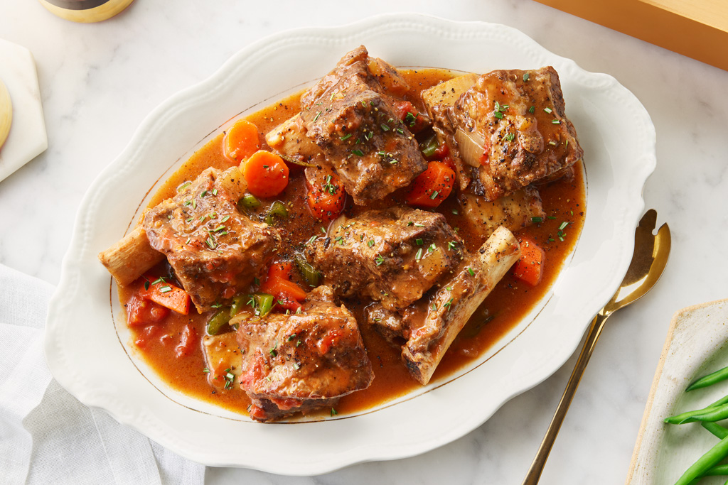 Bouts de côtes de bœuf au vin rouge braisés à l’autocuiseur