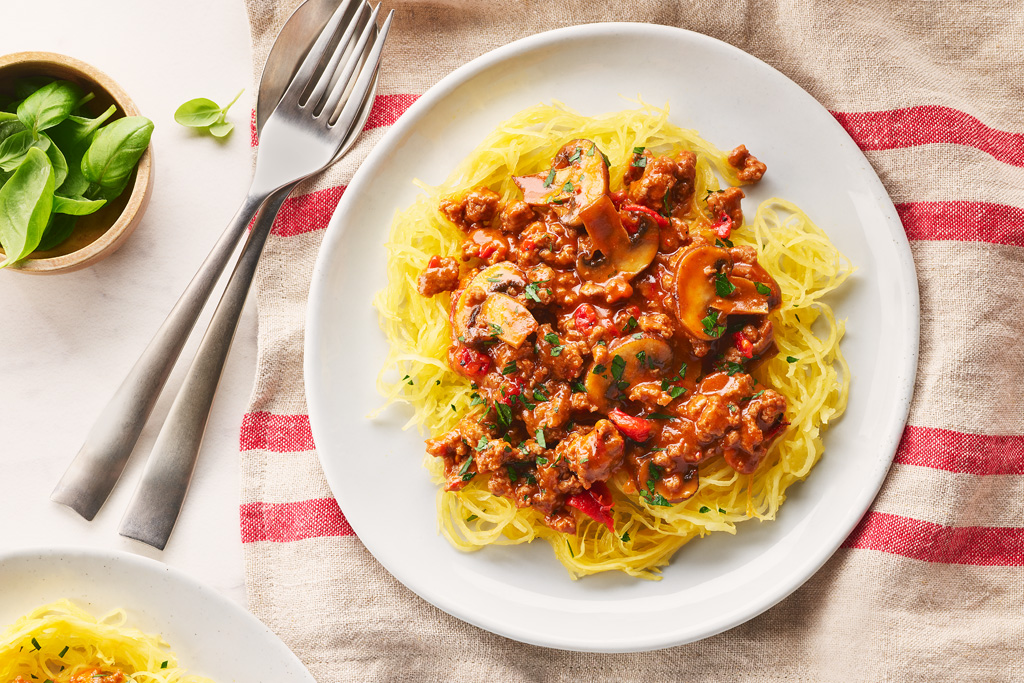 Courge spaghetti à la sauce à la viande